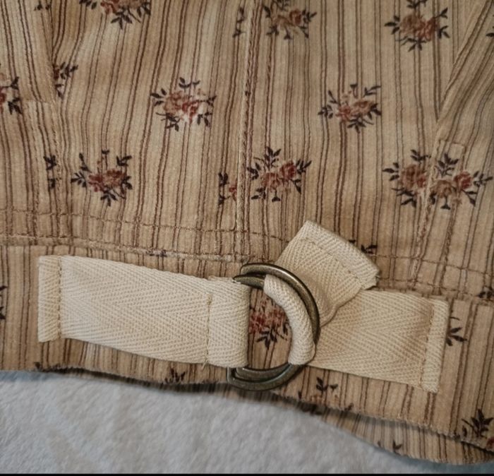 Pantacourt modissimo d'environ 72 cm en 48 - photo numéro 3