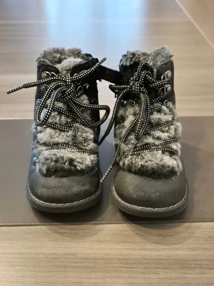 Chaussure - photo numéro 2