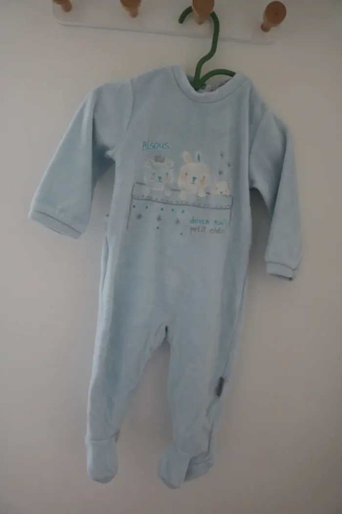 Lot pyjamas garçon 6 mois - photo numéro 4