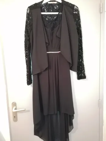 Robe noire