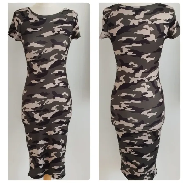 Magnifique robe moulante camouflage kaki manches courtes Voyelles taille 36