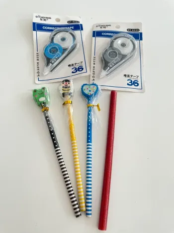 Mini set de rentrée scolaire : crayons gomme blanco (1)