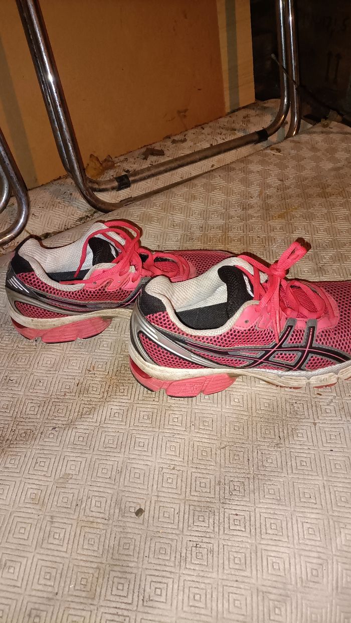 Chaussures Basket femme Asics 39.5 - photo numéro 3