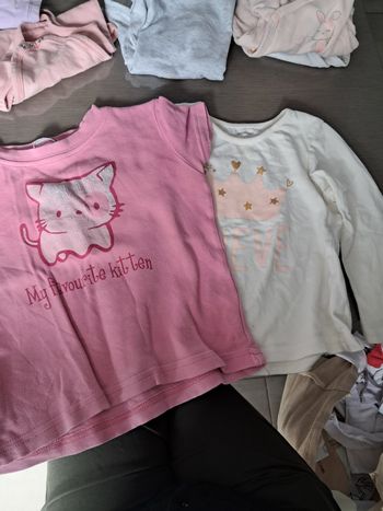 Tee-shirt h&m et primark 12 - 18 mois