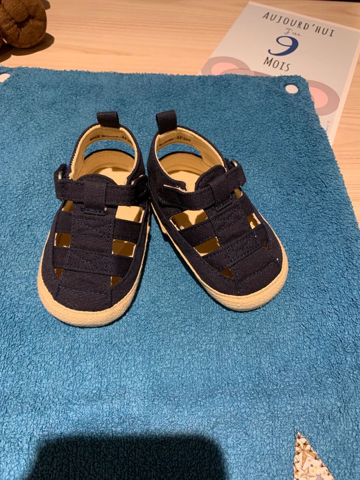 Sandales à scratch taille 6/12 mois Kiabi neuve - photo numéro 2