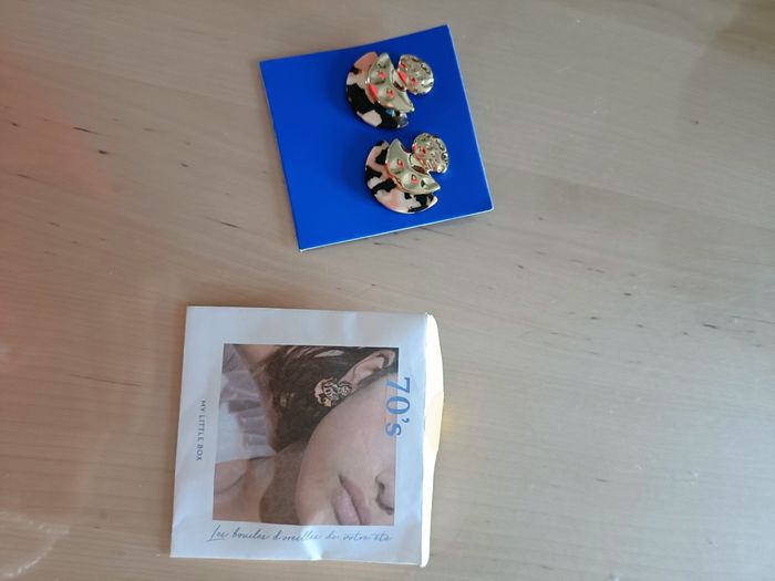 Lot de 9 bijoux avec boîte - photo numéro 10