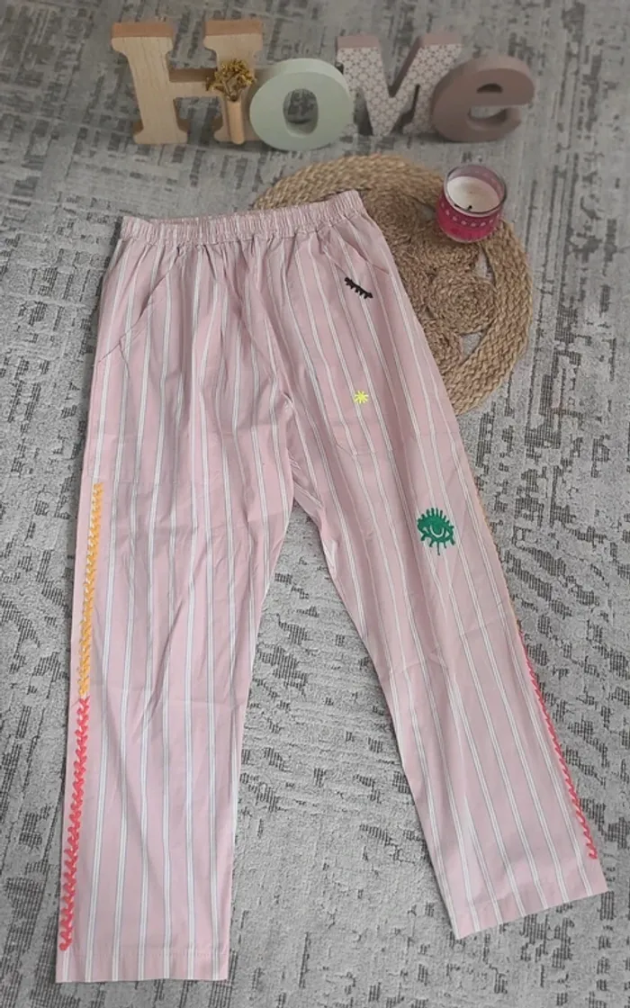 Pantalon rayé Johanna Paris avec broderies colorées _ TailleS/M