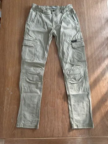 Pantalon cargo