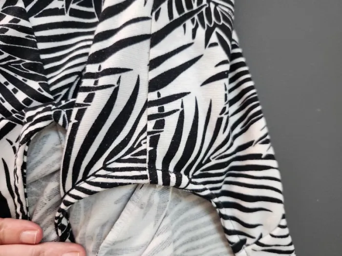 Robe femme feuilles noire et blanche women only taille xl - photo numéro 9