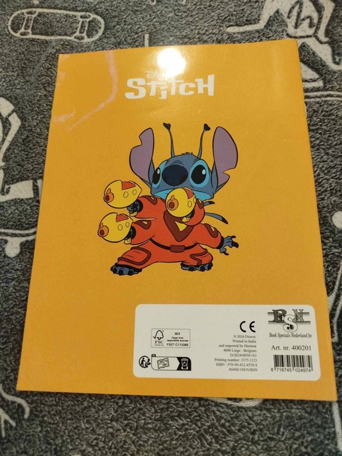 Livre de coloriage Disney Stitch - photo numéro 2