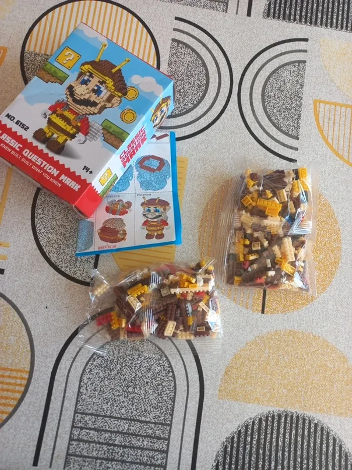 Construction figurine Mario guêpe mini brick block - photo numéro 2