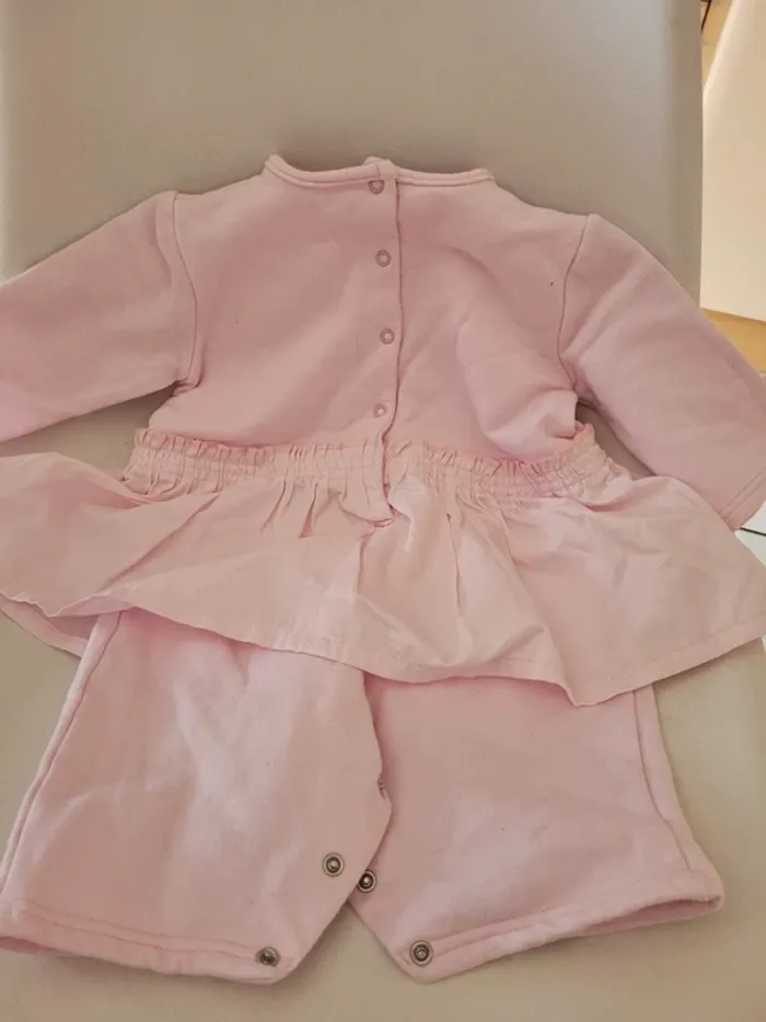 Lot combinaison pantalon chaussures bébé fille - photo numéro 5