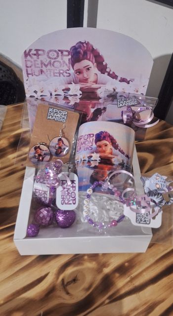Coffret cadeau anniversaire k-pop 