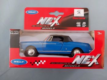 Peugeot 404 - soft-top  - bleue