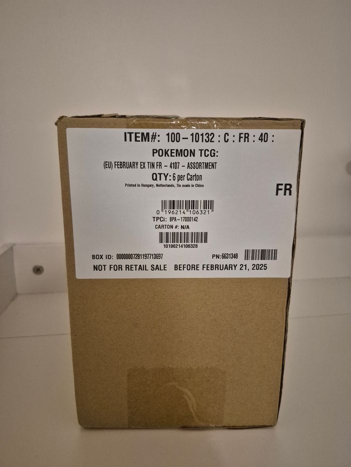 Case scellée Pokebox (Xerneas/Kyogre/Dialga)