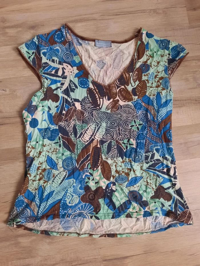 Top fleuri 46/48