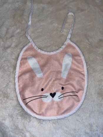 Bavoir lapin 0/6 mois 