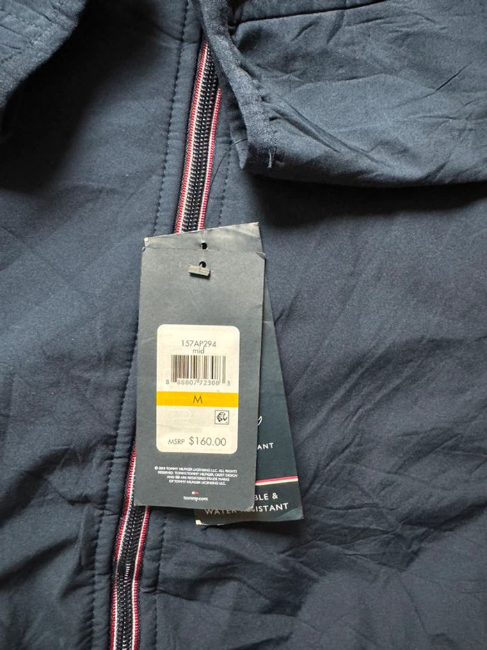 Veste Tommy Hilfiger à capuche – Déperlante & respirante – Neuve avec étiquettes - photo numéro 2