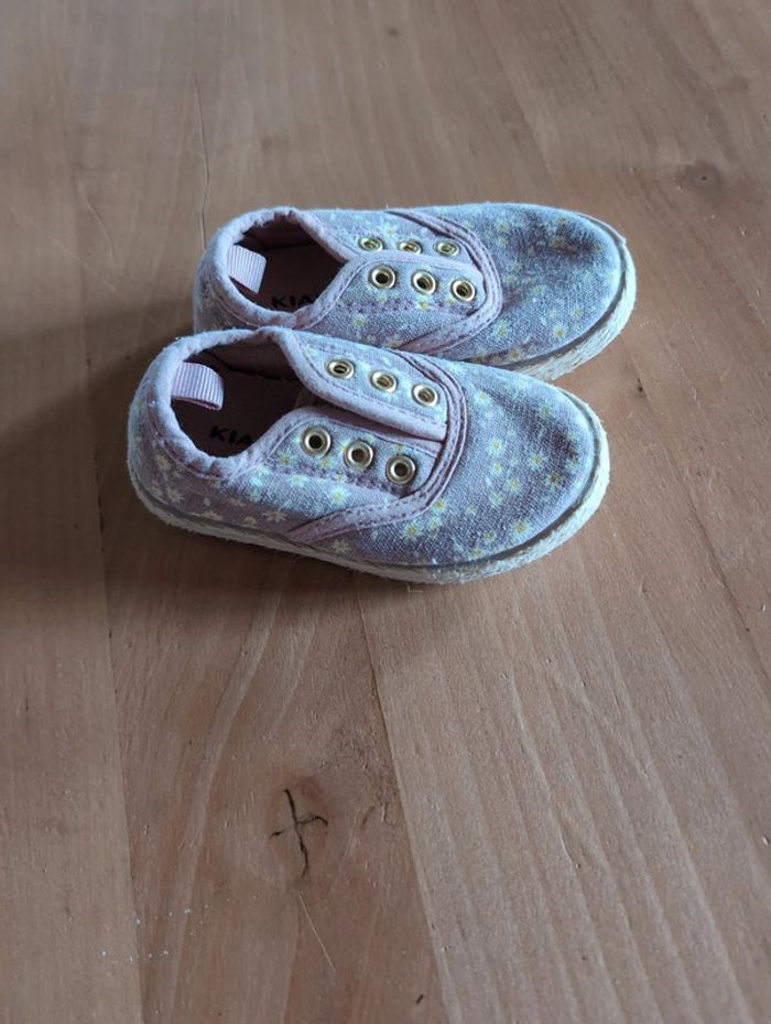 Baskets sans lacets pointure 21 - photo numéro 2