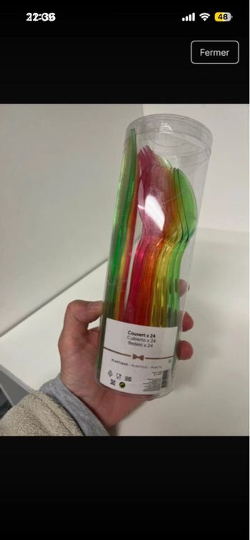 Couvert plastique 