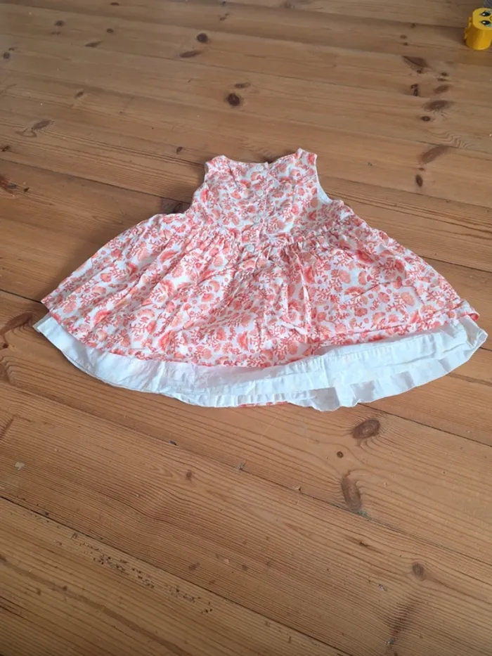 Lot de 2 robe 6 mois. - photo numéro 3