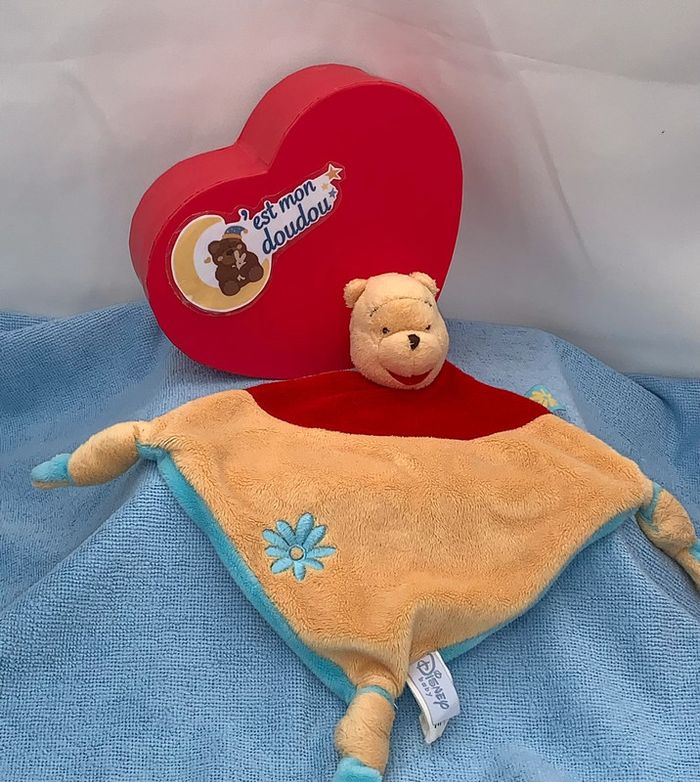 DY112 doudou winnie disney