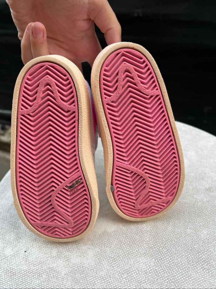 Chaussures bébé - photo numéro 2