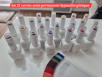 Lot 21 vernis semi-permanent hypoallergénique  professionnel