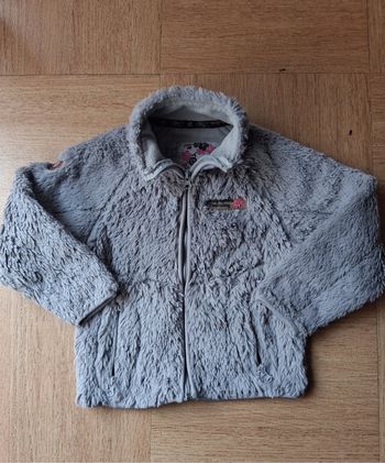 Manteau gris style moumoute