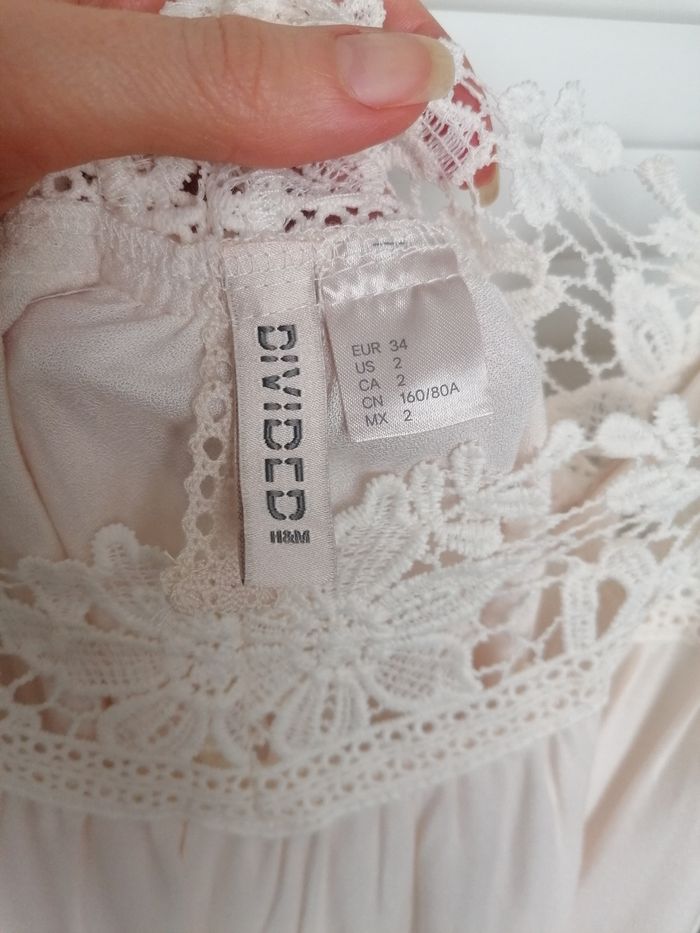 Belle blouse dentelle - photo numéro 4