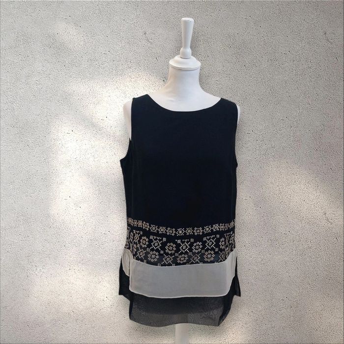Blouse fluide sans manche Nitya 40
