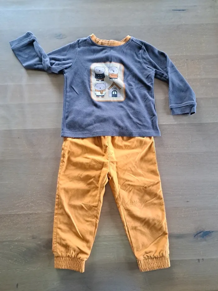 Ensemble jogging pull 23mois - photo numéro 2