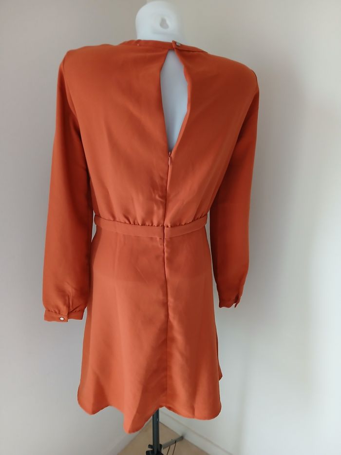 Robe taille 36 - photo numéro 2