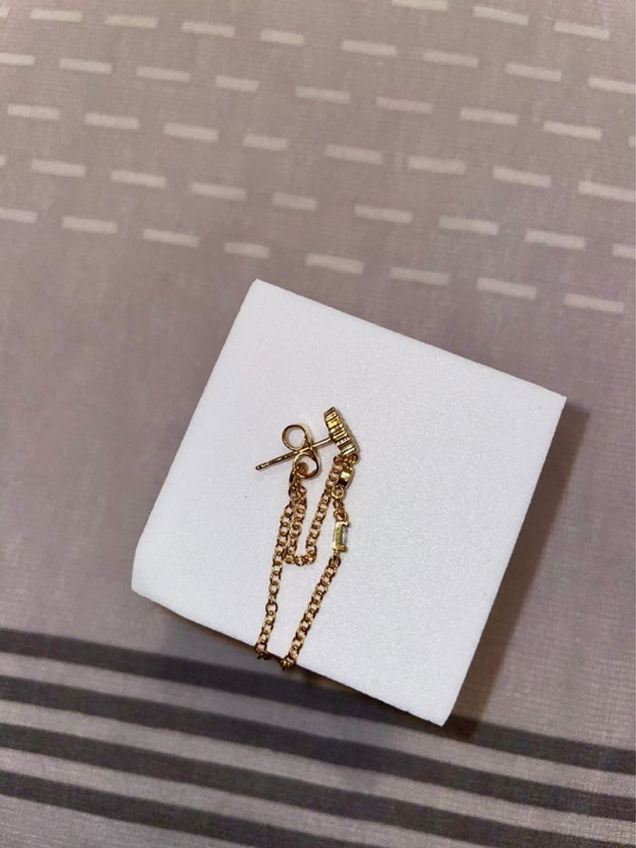 Boucle d’oreille pendante avec strass dorée neuve acier inoxydable - photo numéro 2