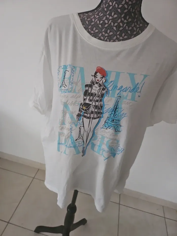 T-shirt marque Netflix - photo numéro 2
