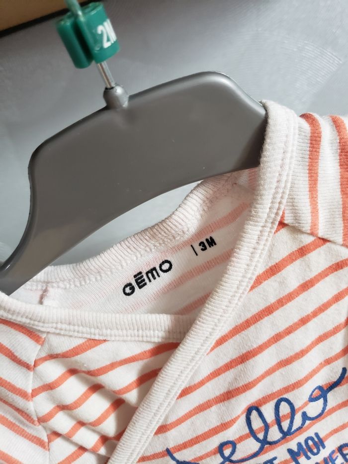 Lot de 2 bodys 🎀 Disney baby et gemo 3 mois 3€ - photo numéro 4