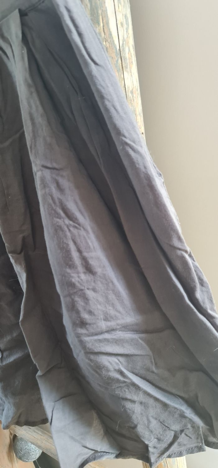 Jupe Naf Naf taille 38 M taupe - photo numéro 2