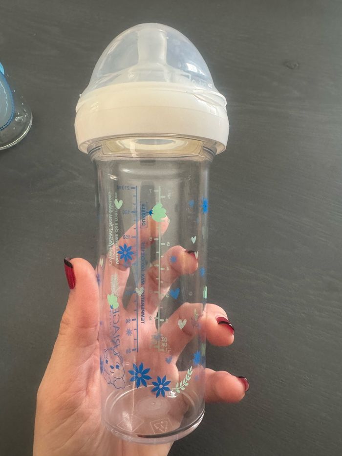 4 biberons neufs + 1 doseur de lait - photo numéro 6