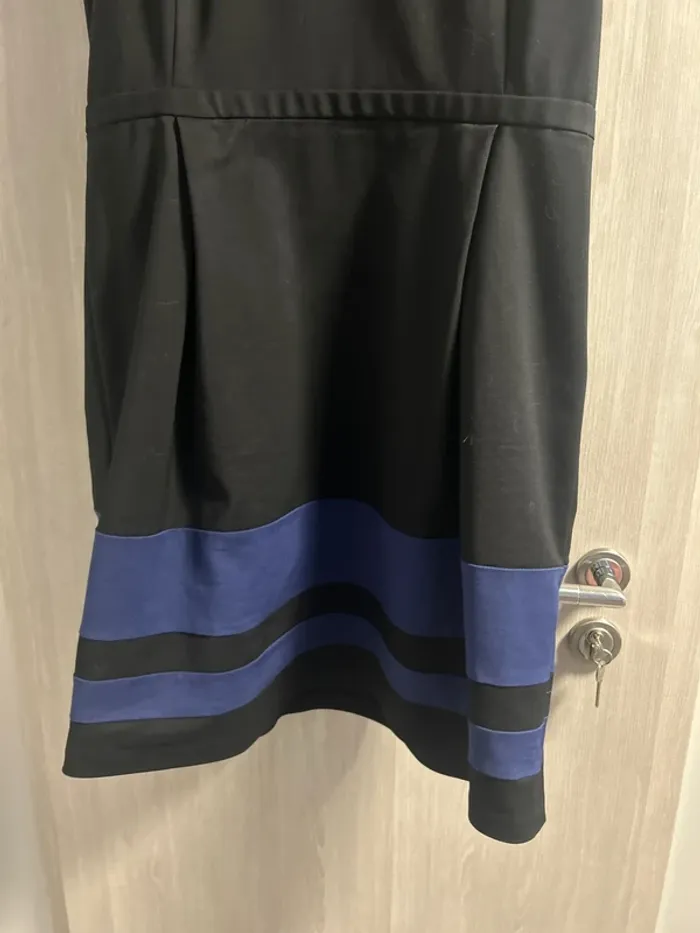 Robe sans manches Laura Clement taille 50 - photo numéro 4