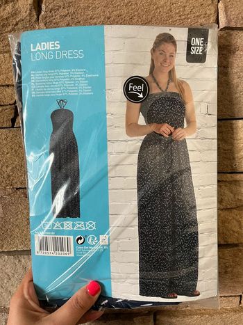 Jolie robe longue taille unique neuve