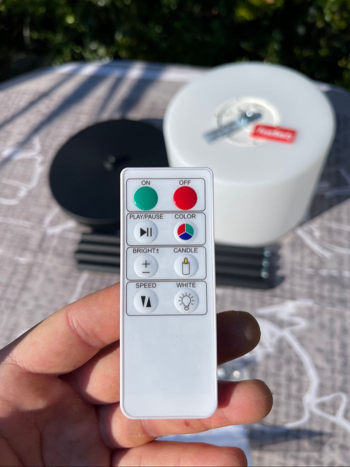 Lampe solaire extérieure GGII LED (réglable, charge solaire + USB) - photo numéro 3