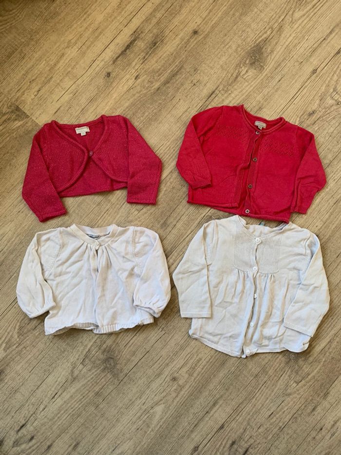 4 Gilets 12 mois