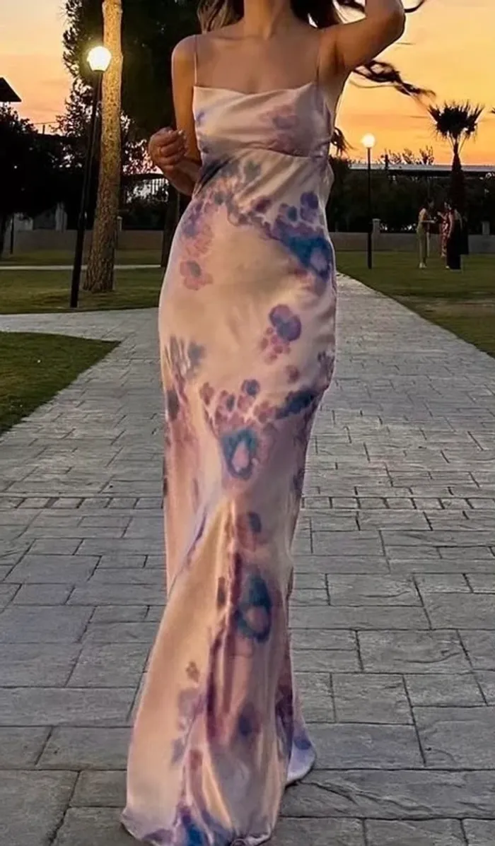 Magnifique robe été longue dos nu imprimé satinée Zara xl