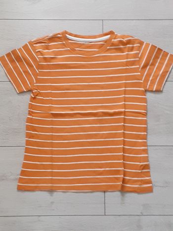 Tshirt manches courtes 8 ans