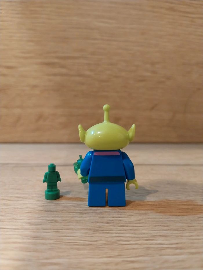 Figurine type lego Aliens Toy Story Disney - photo numéro 3