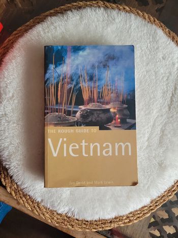 The rough guide to Vietnam.