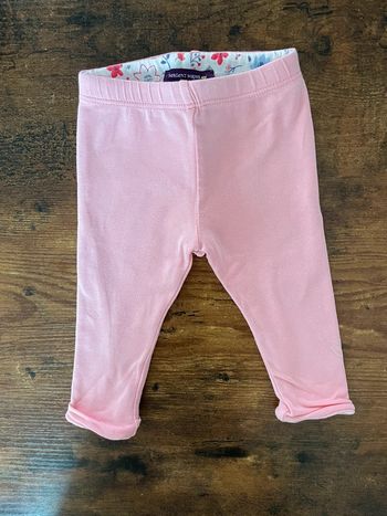 Legging rose avec intérieur fleuri