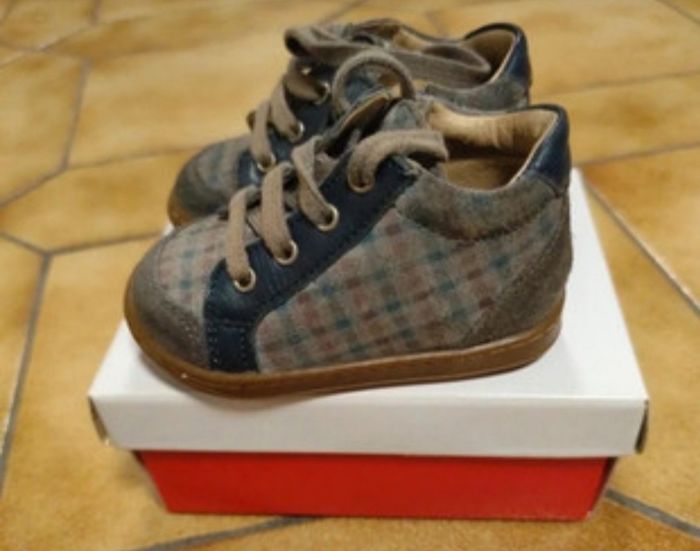 Chaussure shoo pom - photo numéro 3