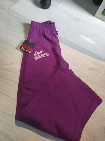 Pantalon jogging neuf 6 ans