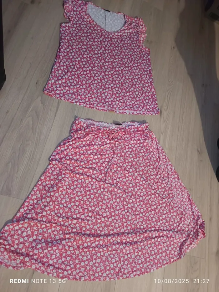 Magnifique ensemble fleuri taille xl